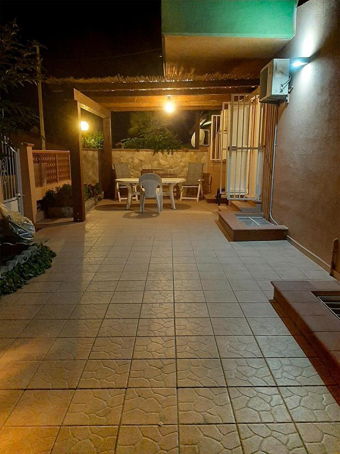 Sun Sea And Relax Villetta A Due Passi Dal Mare โซลานาส ภายนอก รูปภาพ